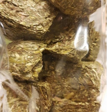 Product: Chanty Alfalfa Cube Product: Chanty Alfalfa Cube